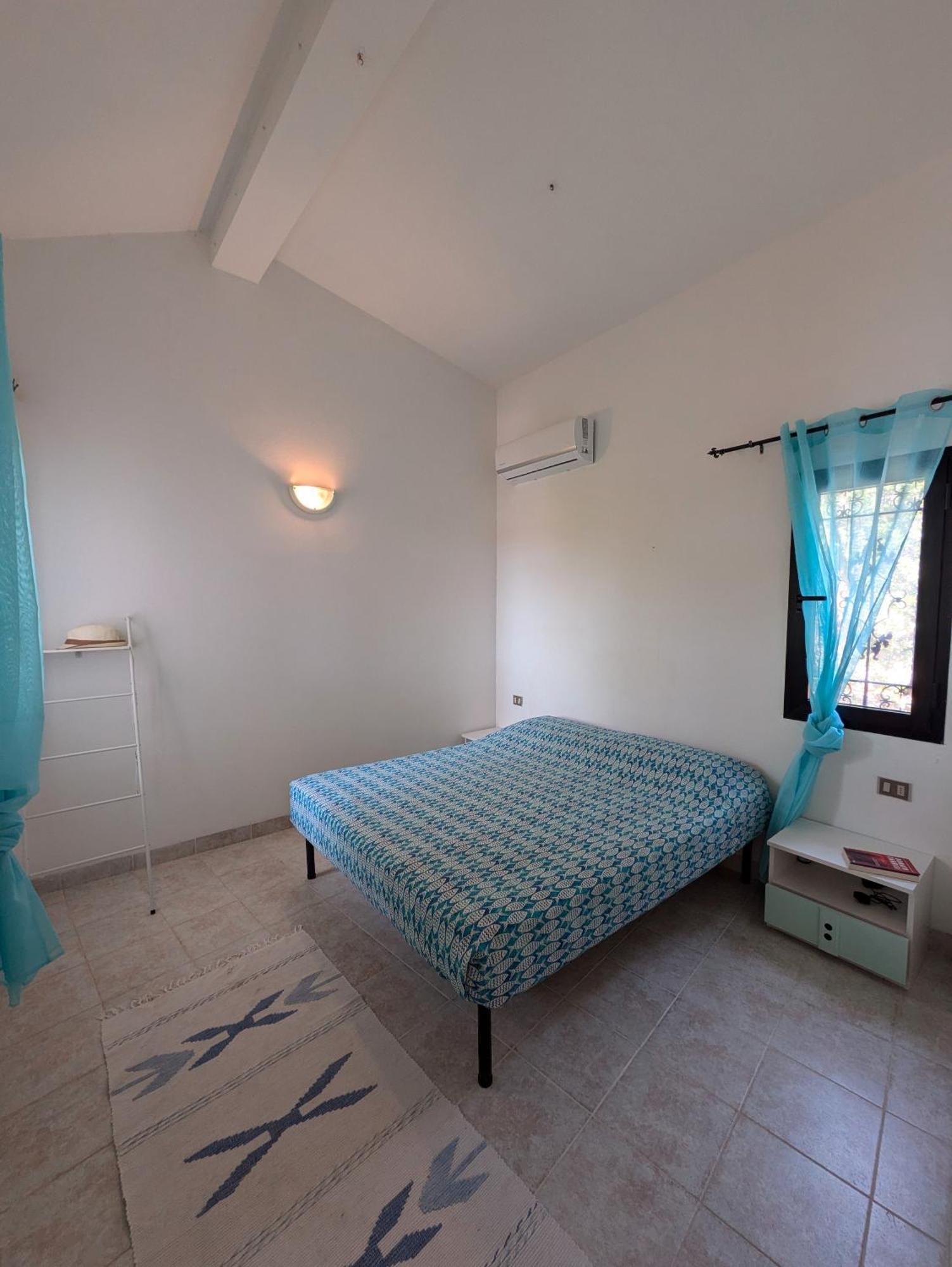Villa Vista Mare Cala Ginepro Punta Molara Экстерьер фото