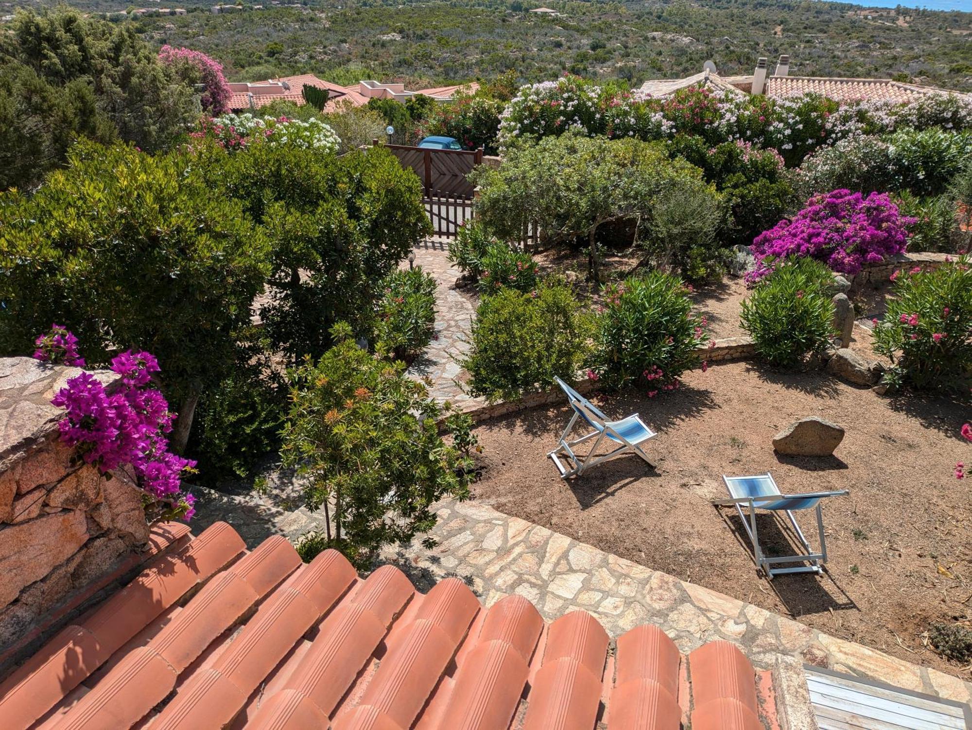 Villa Vista Mare Cala Ginepro Punta Molara Экстерьер фото