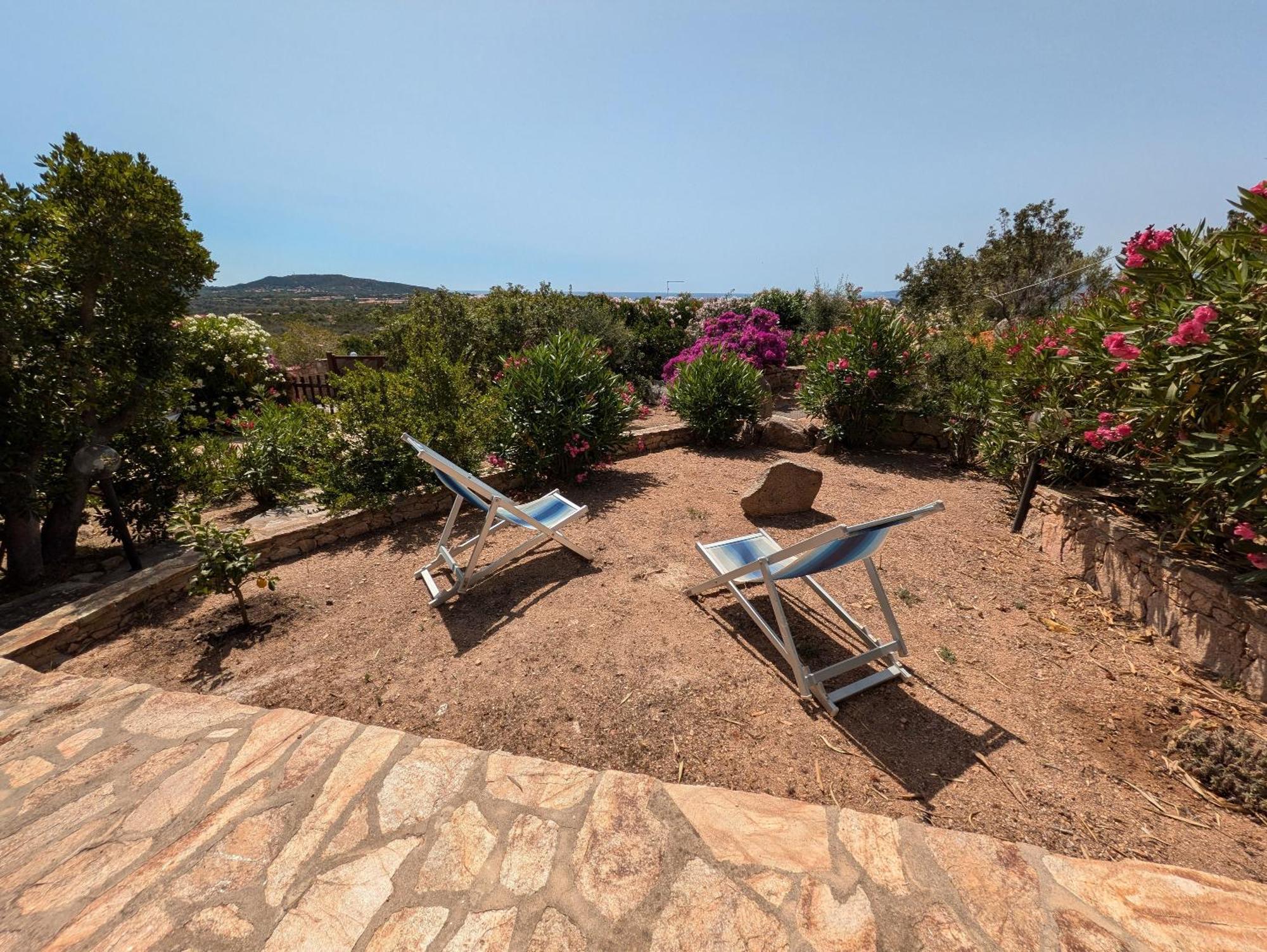 Villa Vista Mare Cala Ginepro Punta Molara Экстерьер фото